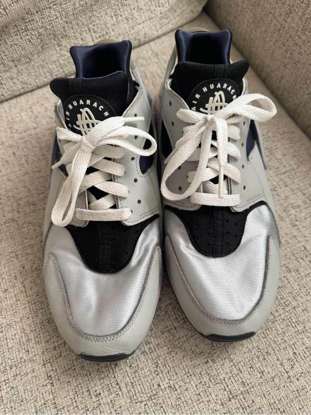 Nike Air Huarache Men’s Low-Top Sneaker